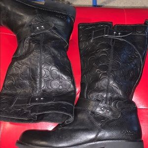 Women’s boots